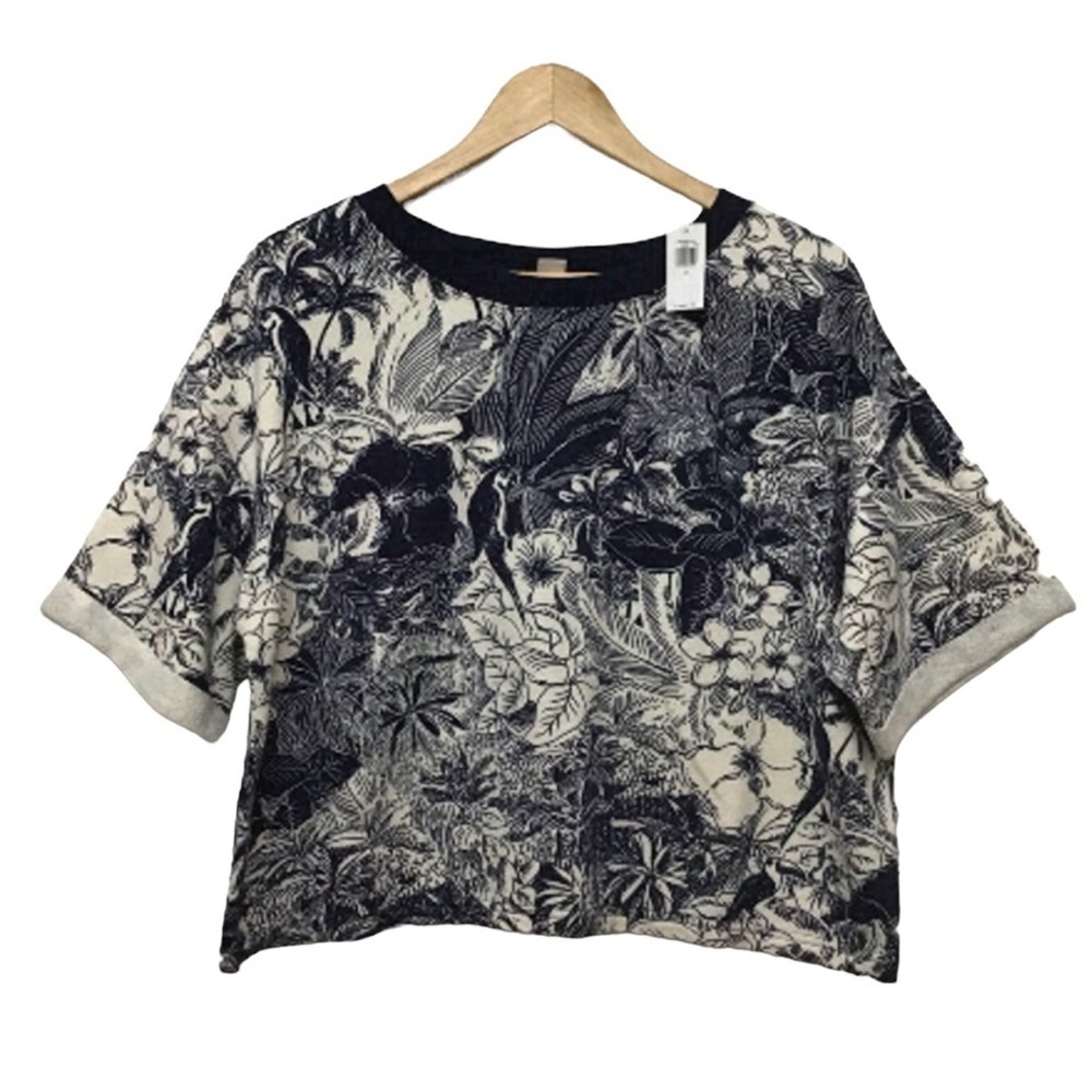 2/40$ BOXY Old Navy crop sweater top oversiz ecru blue floral short sleeve Mediu